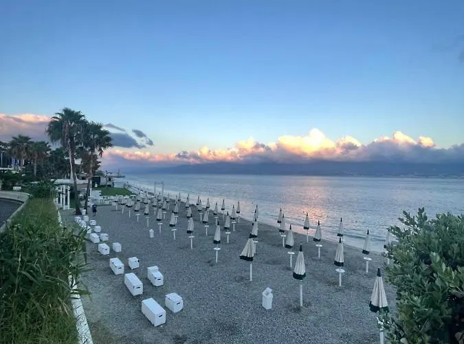 Blue House Реджо-ди-Калабрия